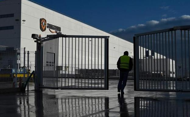 Centro logístico de Amazon en San Fernando de Henares (Madrid).