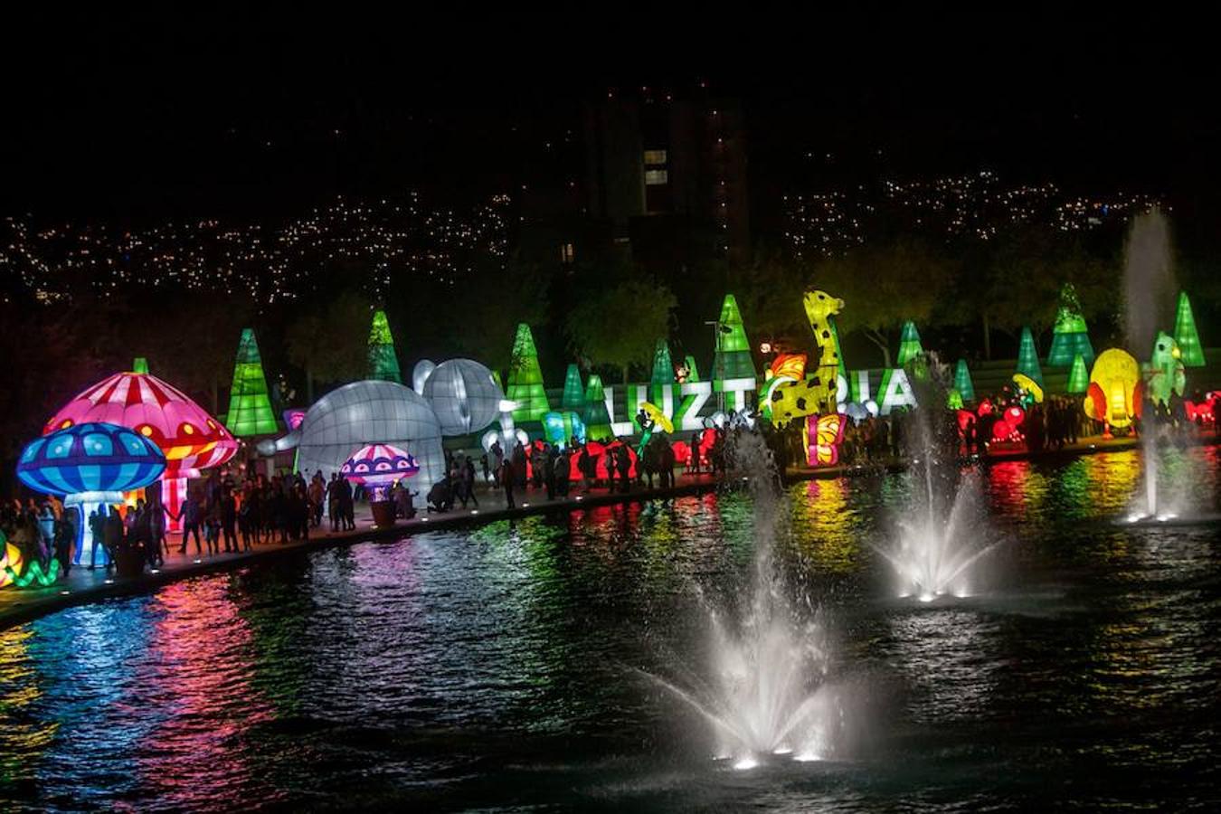 El acontecimiento luminoso comenzó el pasado jueves por las calles de la ciudad mexicana de Monterrey