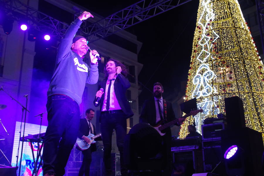 Las zonas emblemáticas de la ciudad se han iluminado este año con 2.062.104 puntos de luz leds de energía eficiente, una cifra algo superior a la del año pasado 