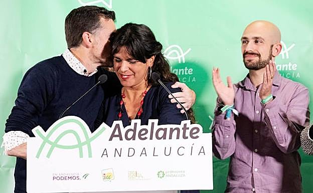 Teresa Rodríguez y Antonio Maíllo comparecieron juntos en la sede de Sevilla. 