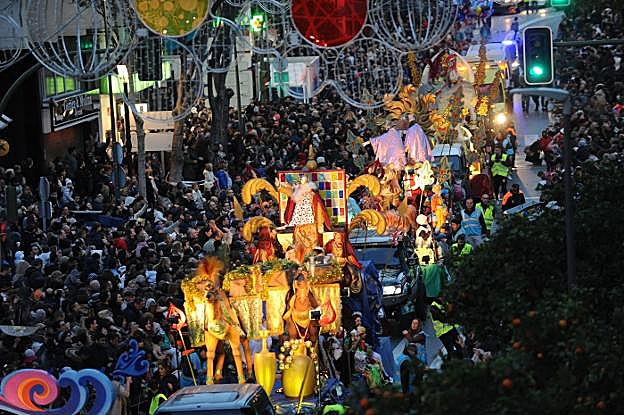Cabalgata de Reyes 2018, a su paso por Ricardo Soriano. 