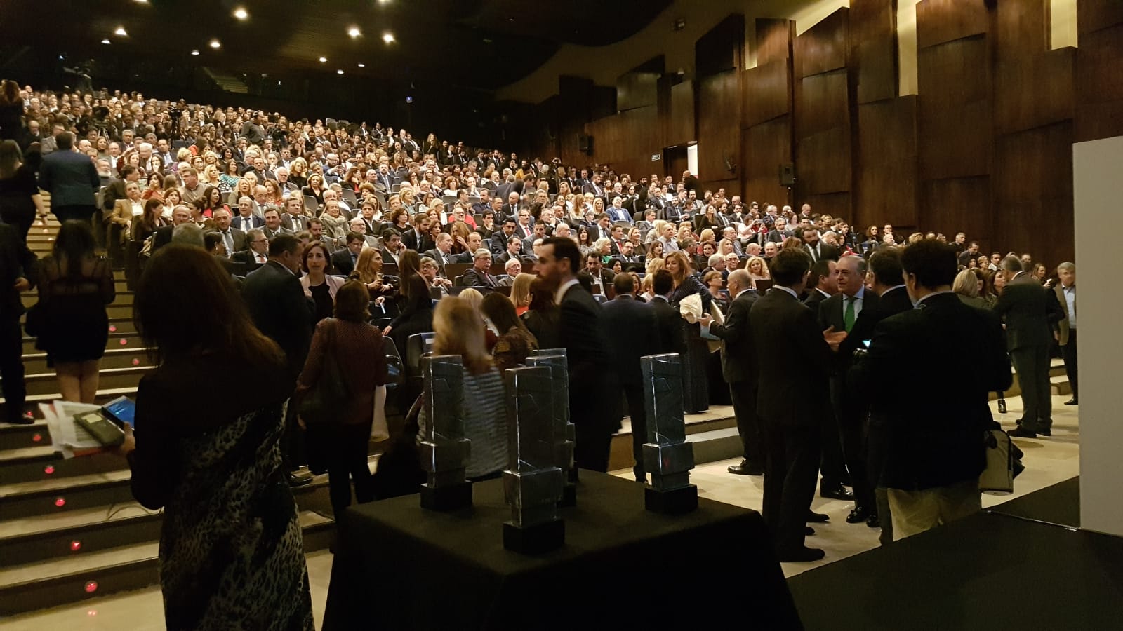 La Redacción de SUR reconoce la labor de Vanesa Martín, César Ramírez, Alberto Díaz y las empresas Maskom y Muelle Uno, en una gala patrocinada por Unicaja