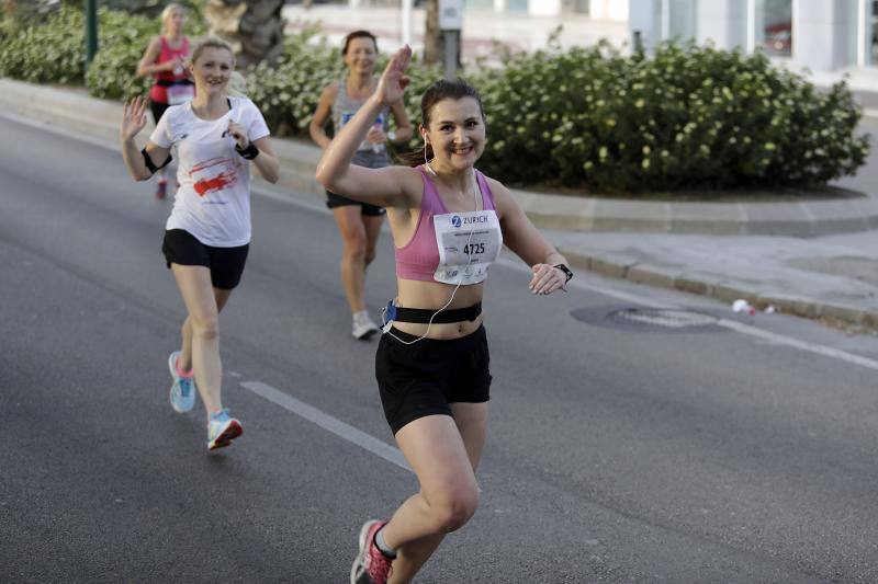 Unos 5.000 corredores participan en la novena edición de esta competición que este año tiene como novedad una prueba de 21 kilómetros