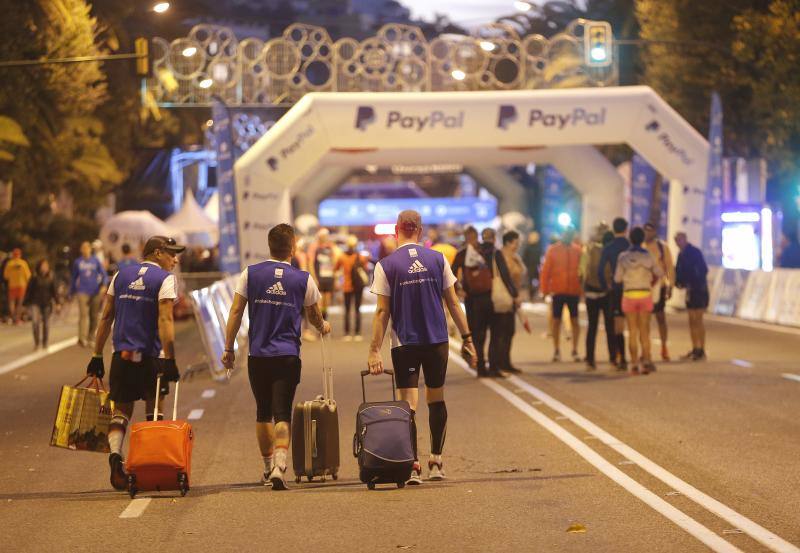 Unos 5.000 corredores participan en la novena edición de esta competición que este año tiene como novedad una prueba de 21 kilómetros
