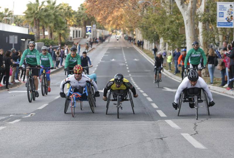 Unos 5.000 corredores participan en la novena edición de esta competición que este año tiene como novedad una prueba de 21 kilómetros