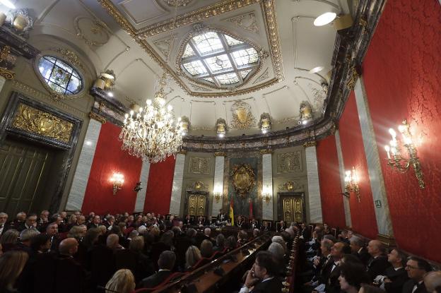Ceremonia de apertura del año judicial presidida por el Rey Felipe VI. :: Ángel Díaz / efe