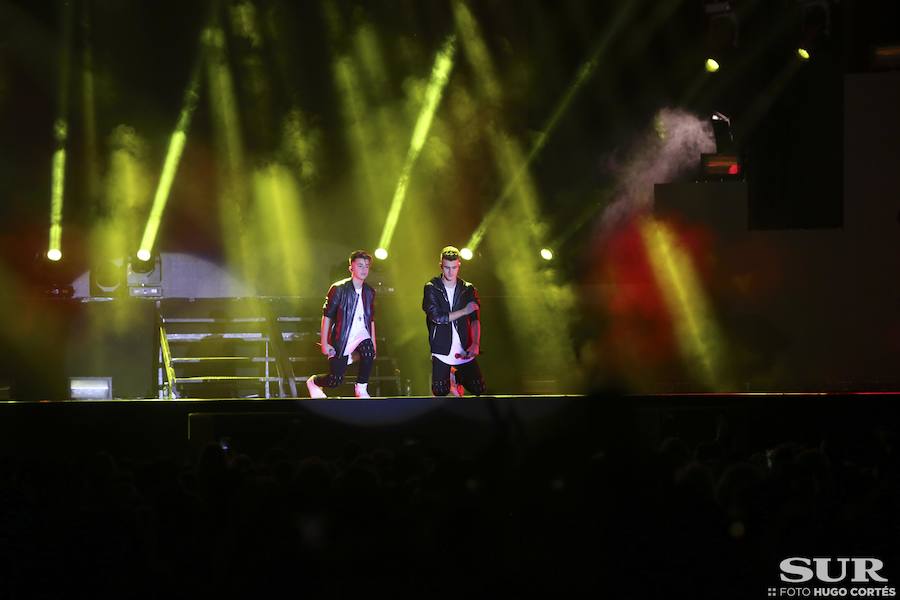 Los hermanos canarios que arrasan en Youtube llevan al Palacio de Ferias su música latina y desenfadada