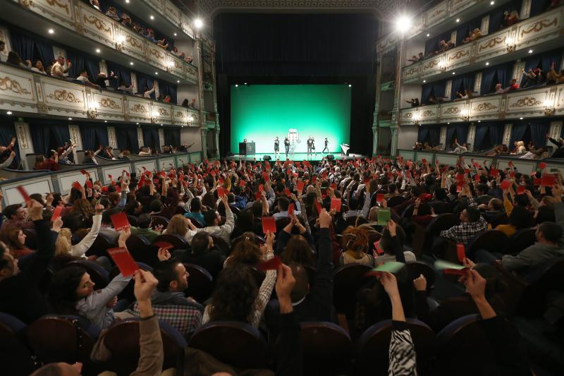 Las imágenes de 'Todos los caminos', obra que acoge el Teatro Cervantes hasta este sábado