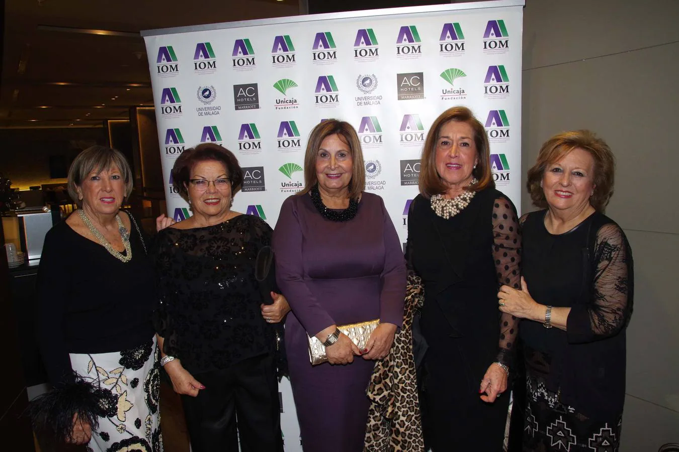 Maripepa González, Pepi González, María García, Carmen Abril y Carmina Pérez León.