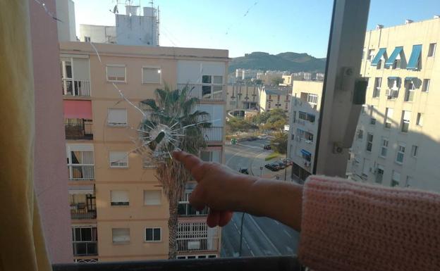 «Un policía me dijo: 'Señora, la cortina ha parado la bala y le ha salvado la vida'»