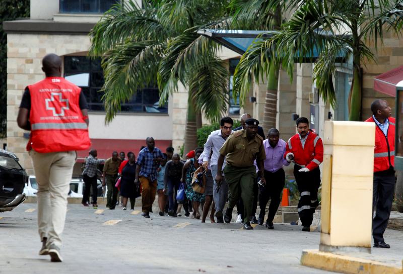 El ataque contra un hotel de lujo en Nairobi, producido este martes, ha dejado al menos 5 muertos y 30 heridos