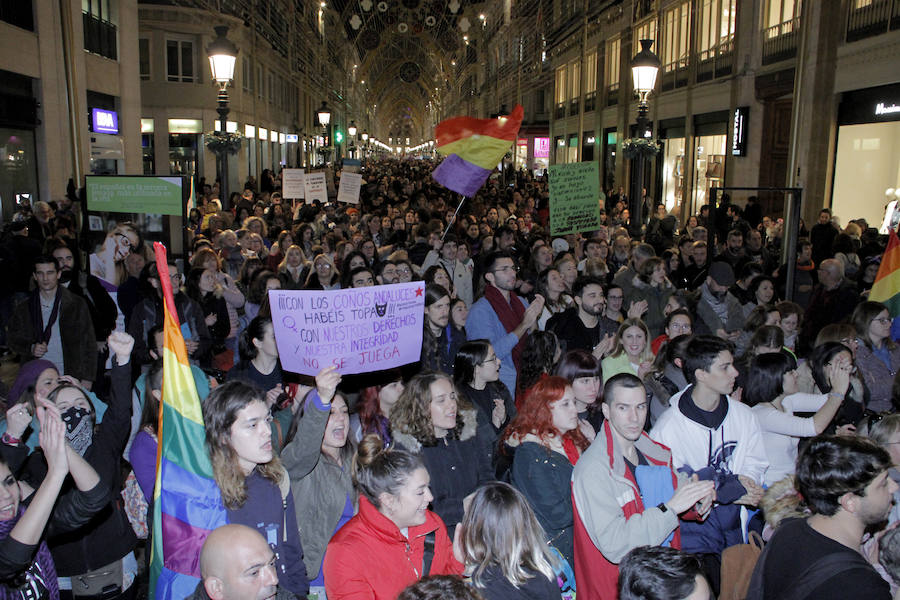 Fotos: Manifestación feminista en Málaga &#039;Ni un paso atrás&#039;, en imágenes