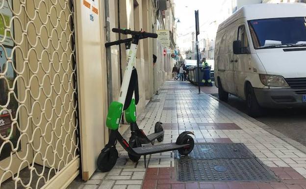 La Policía tramita una treintena de denuncias contra empresas de patinetes eléctricos en Málaga