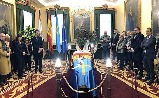 Capillar ardiente de Vicente Álvarez Areces, en el Ayuntamiento de Gijón.