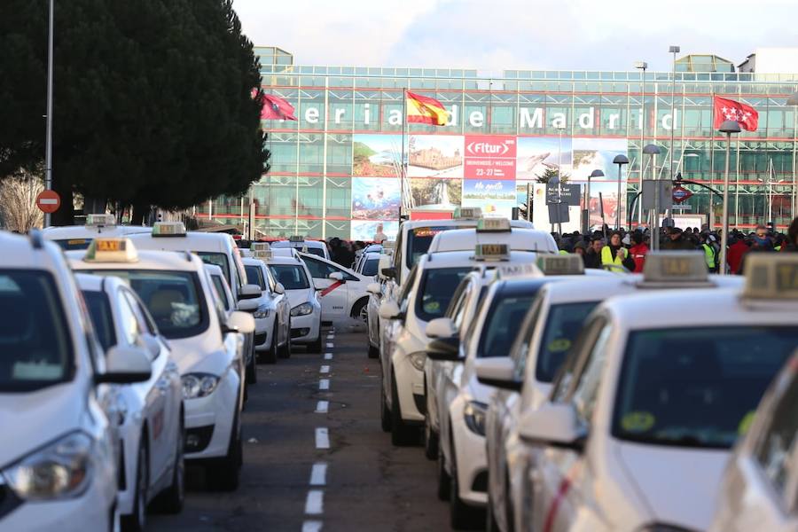 El público, protagonista en la recta final de la feria de turismo después de tres días dedicada al sector profesional