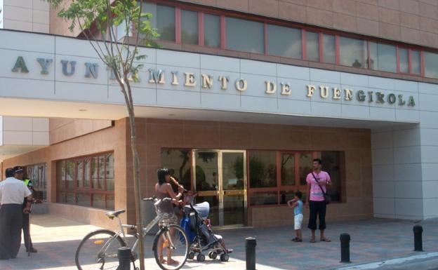 La alcaldesa de Fuengirola remitirá una carta al presidente de la Junta con los proyectos pendientes