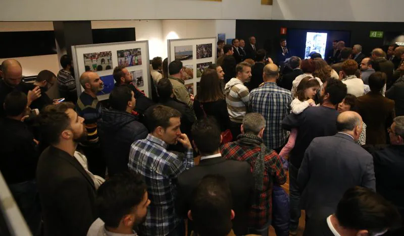 Esta exposición, organizada por la Asociación de Periodistas Deportivos de Málaga e inaugurada este martes en la sede de Caixabank, muestra las imágenes del deporte tomadas por fotógrafos malagueños