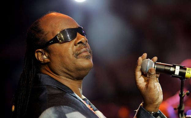 La trastienda del primer concierto de Stevie Wonder en España