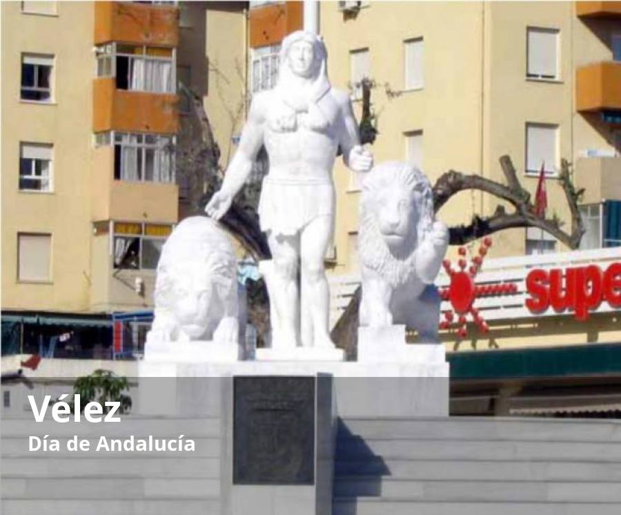 Un rinoceronte, una familia de elefantes, una pirámide, estructuras metálicas de lo más diverso y hasta un homenaje al Seat 600. Estas son algunas de las rotondas más singulares y extravagantes que pueden encontrarse en la provincia de Málaga