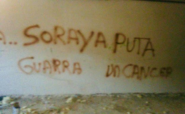 La alcaldesa de Benaoján denuncia pintadas contra ella: «Soraya, guarra, un cáncer»