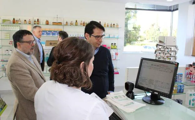 Los farmacéuticos de Málaga han recibido formación sobre la aplicación del sistema SEVeM.