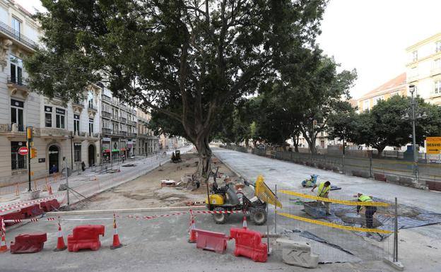 Aspecto de las obras para hacer peatonal el lateral sur de la Alameda 