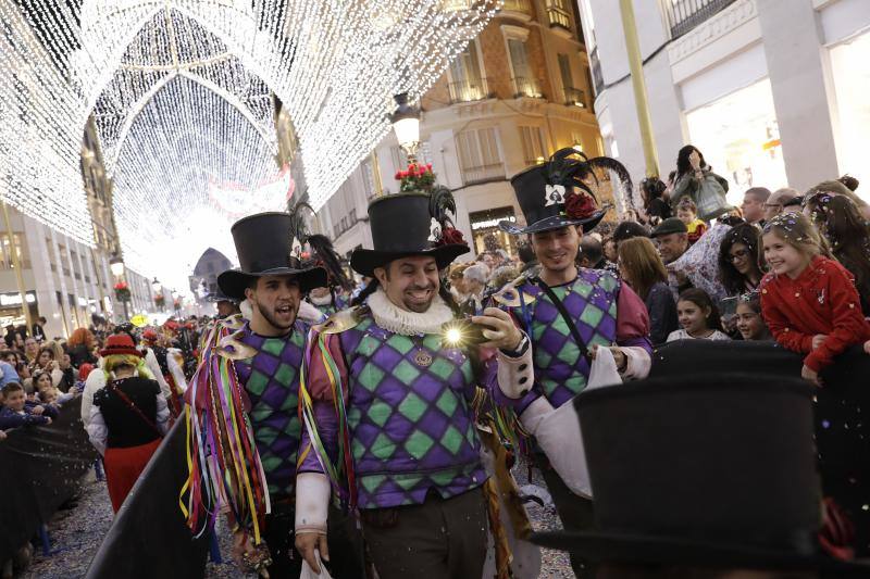 El Centro acoge el pasacalles de los Dioses, la Batalla de las Flores y #yomedisfrazo 