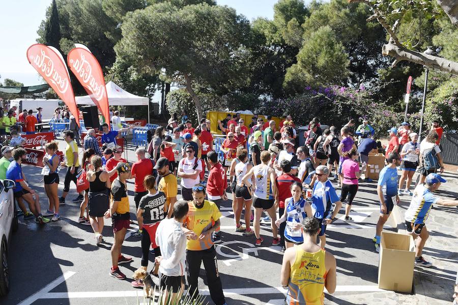 Unos 700 corredores participaron en la tradicional prueba con llegada a Gibralfaro