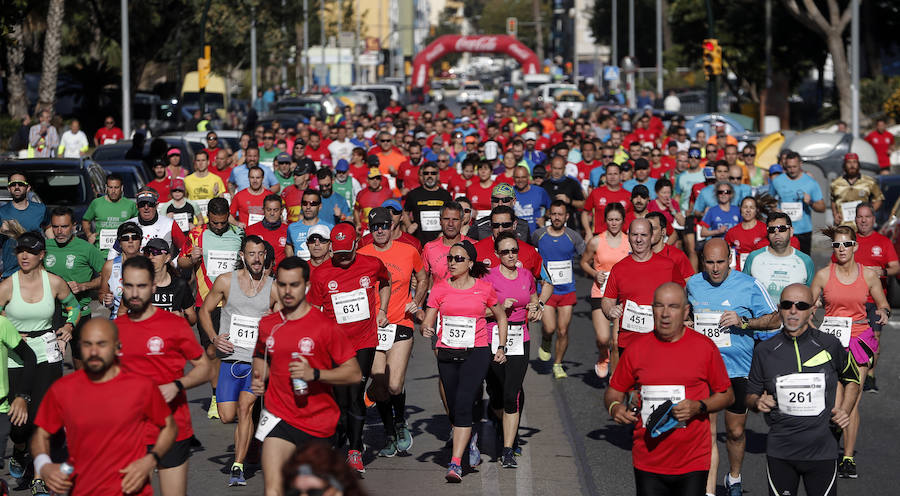 Unos 700 corredores participaron en la tradicional prueba con llegada a Gibralfaro