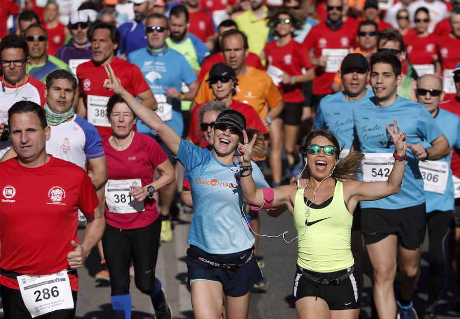 Unos 700 corredores participaron en la tradicional prueba con llegada a Gibralfaro