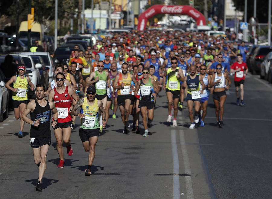 Unos 700 corredores participaron en la tradicional prueba con llegada a Gibralfaro