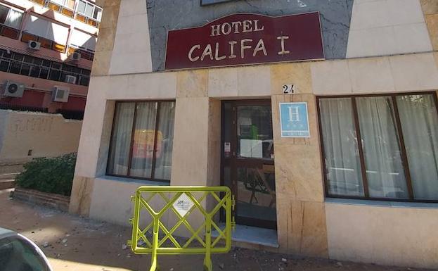 El hotel Califa I y II, objetos de continuos actos vandálicos.