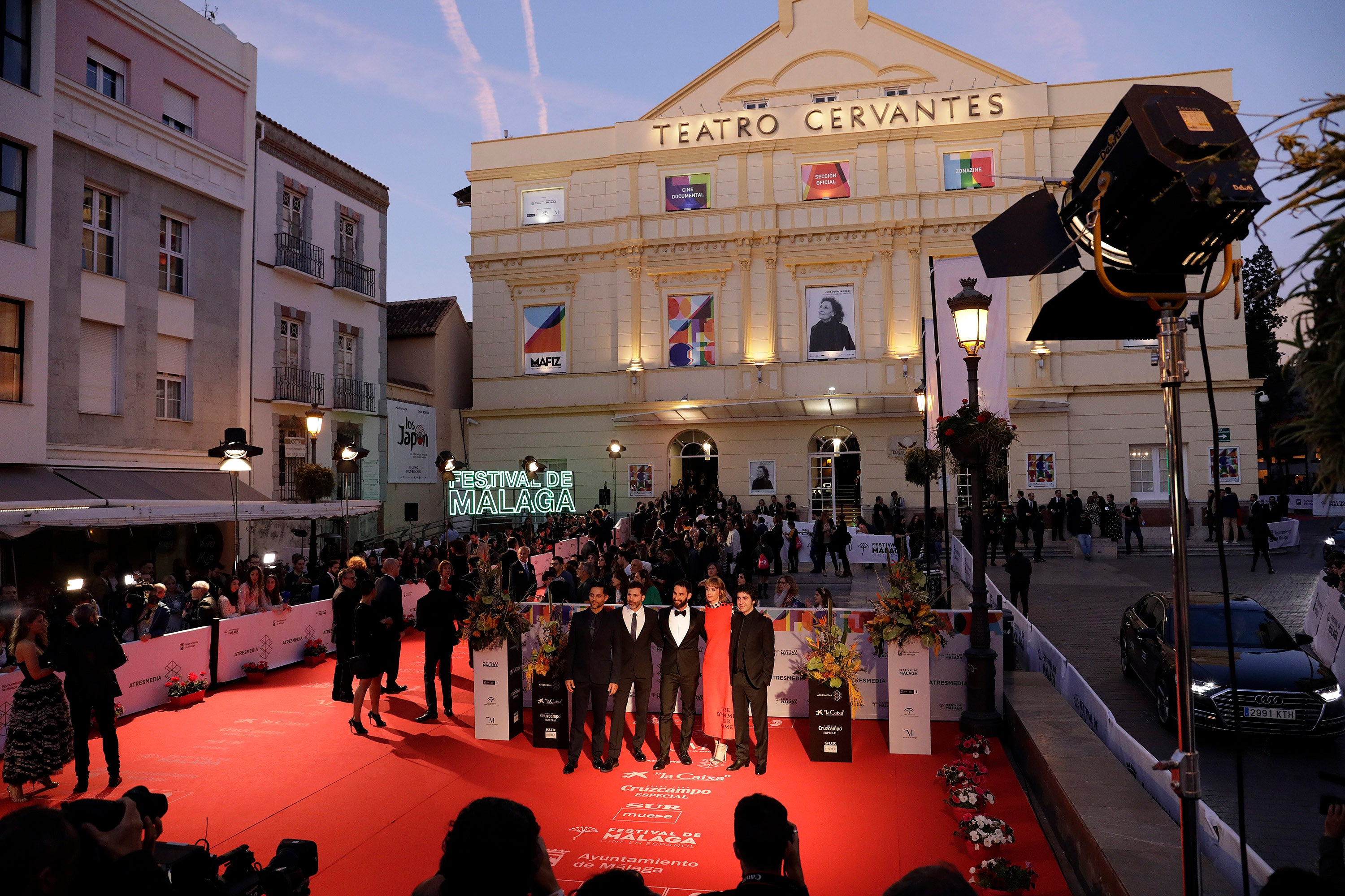 El cine en español se da cita estos días en Málaga. Así está siendo la alfombra del certamen.