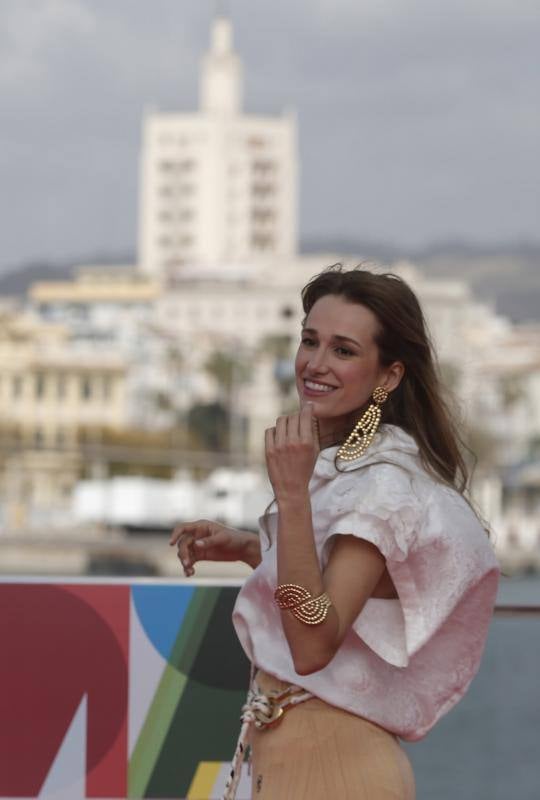 Photocall con el equipo de la serie 'Gigantes', con la presencia del director Enrique Urbizu; los productores Gonzalo Salazar-Simpson y Fran Araujo, y los actores Daniel Grao, Isak Ferriz, Carlos Librado 'Nene', Elisabet Gelabert, Yolanda Torosio, Sofía Oria, Ariana Martínez y Xenia Tostado.