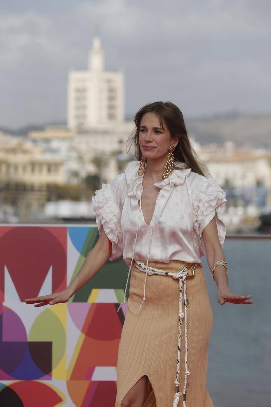 Photocall con el equipo de la serie 'Gigantes', con la presencia del director Enrique Urbizu; los productores Gonzalo Salazar-Simpson y Fran Araujo, y los actores Daniel Grao, Isak Ferriz, Carlos Librado 'Nene', Elisabet Gelabert, Yolanda Torosio, Sofía Oria, Ariana Martínez y Xenia Tostado.