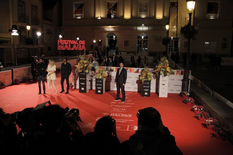 El cine en español se da cita estos días en Málaga. Así está siendo la alfombra del certamen.