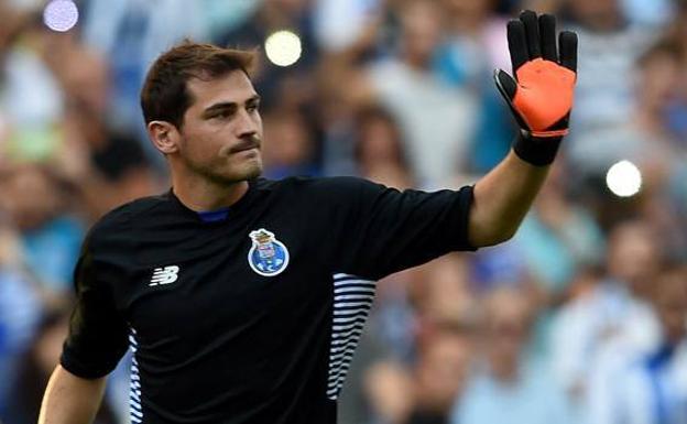 Iker Casillas seguirá en el Oporto. 