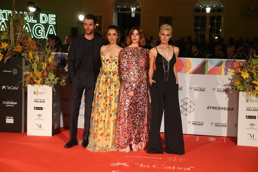 El cine en español se da cita estos días en Málaga. Así está siendo la alfombra del certamen.