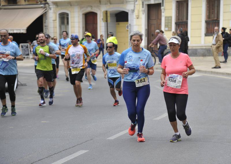 Más de 7.500 corredores participan en la 29ª edición de la Media Maratón Ciudad de Málaga.
