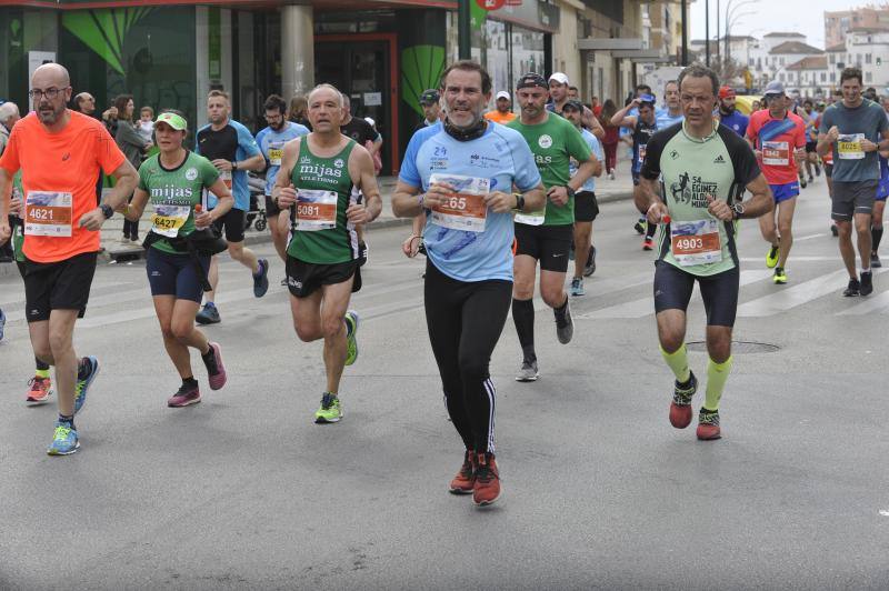Más de 7.500 corredores participan en la 29ª edición de la Media Maratón Ciudad de Málaga.