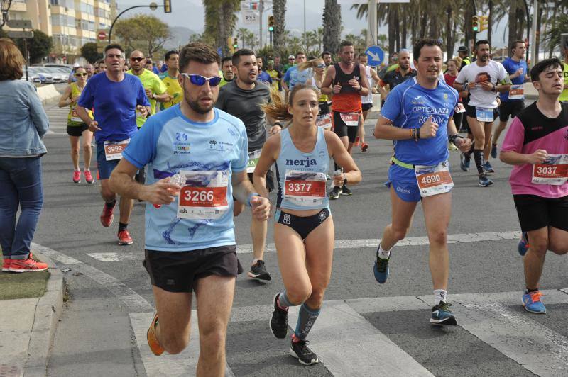 Más de 7.500 corredores participan en la 29ª edición de la Media Maratón Ciudad de Málaga.