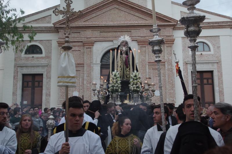 El mes de marzo se cierra con cinco cortejos con nazarenos y el vía crucis del Santo Suplicio, que recorren el Centro Histórico y los barrios de La Trinidad, El Palo, Pedregalejo y Huelin