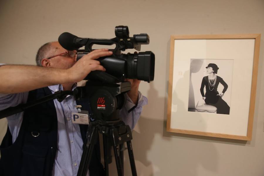 El Museo Carmen Thyssen analiza la evolución de la identidad femenina en esta muestra