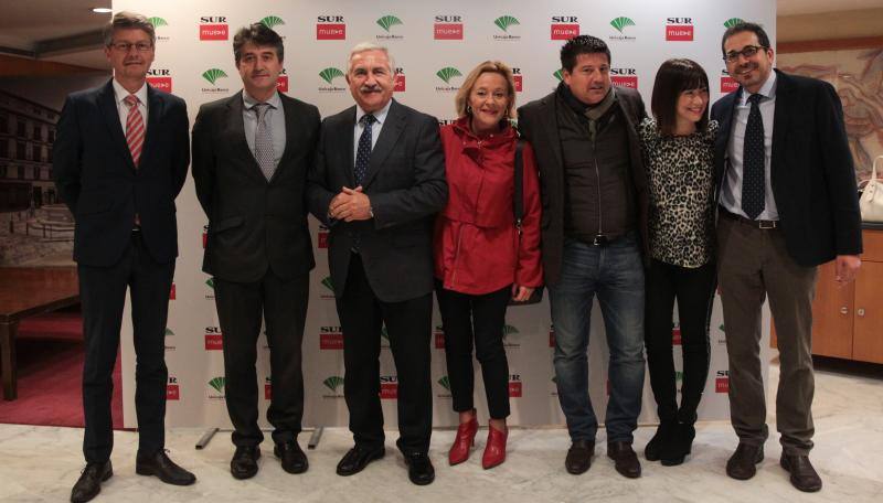 Las mejores imágenes de los asistentes a la cita del encuentro en el Hotel NH Málaga.