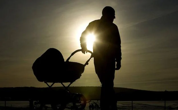 Hoy entra en vigor la ampliación del permiso de paternidad