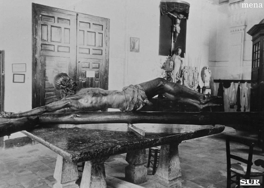 Fotos: Momentos históricos de la Congregación de Mena: el Cristo de la Buena Muerte, la Soledad Coronada y su nexo con La Legión