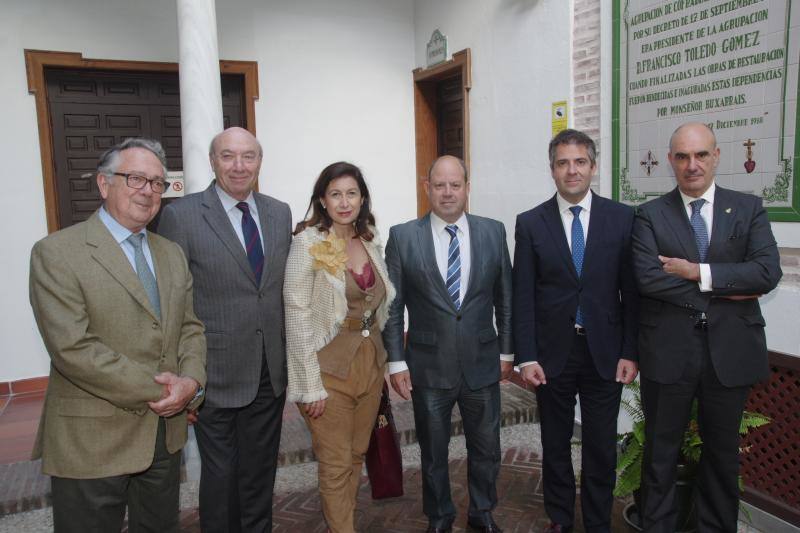 El libro es un gran homenaje a Garrido y a Gonzàlez, pero también un homenaje a la Semana Santa y a las cofradías de Málaga que se entregará con SUR.