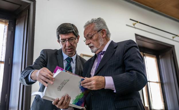 Juan Marín, este jueves, junto con el defensor del Pueblo Andaluz. 