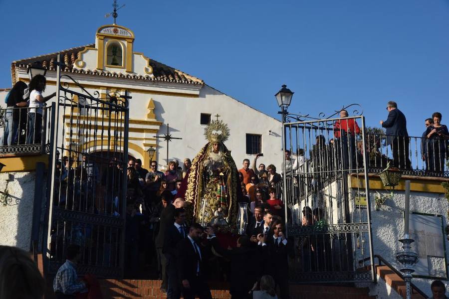 Traslado de la Hermandad del Monte Calvario. 