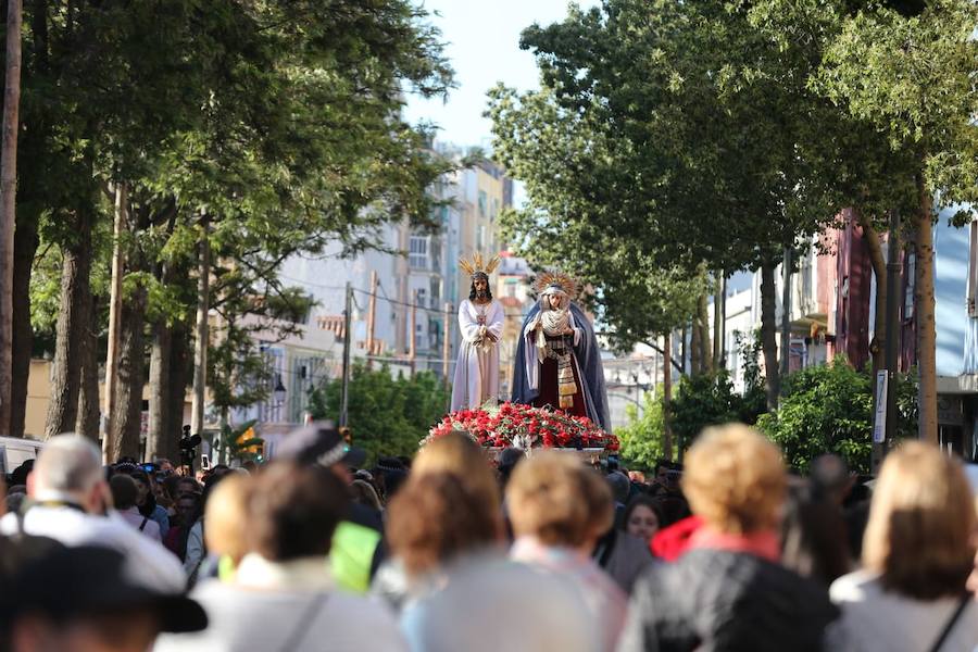 Las mejores imágenes de la misa del alba, el acto en el Hospital Civil y el recorrido por la Trinidad de los titulares de la Cofradía del Cautivo y La Trinidad este 2019.